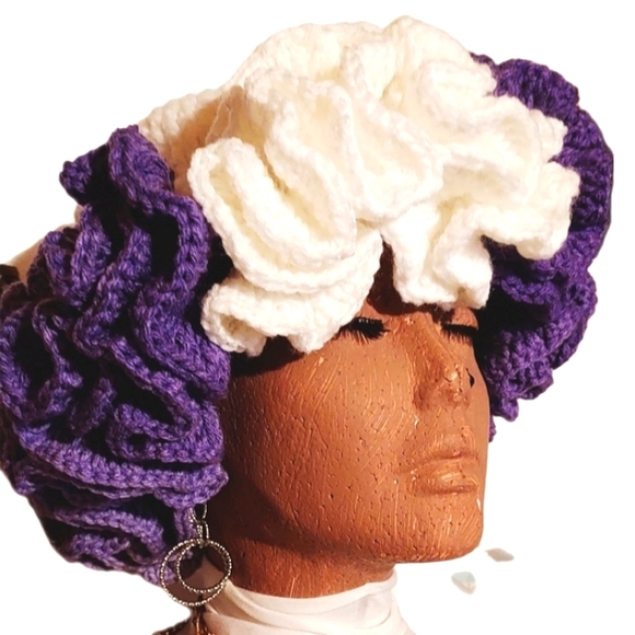 #L❤️VE HANDMADE. Crochet Ruffle HAT - Picture 3 of 7